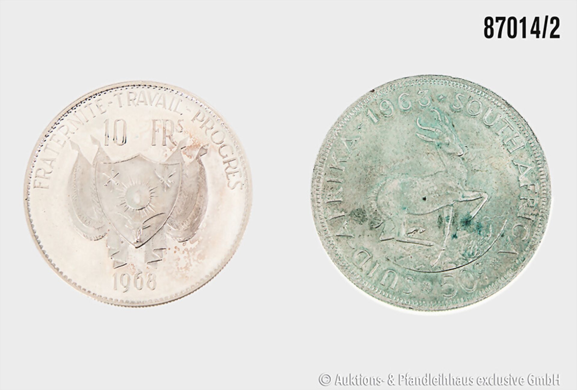 Konv. 2 Silbermünzen, 10 Franc Niger 1968 (Löwe) in vorzüglich und 50 Cent South Africa ... - Bild 2 aus 2