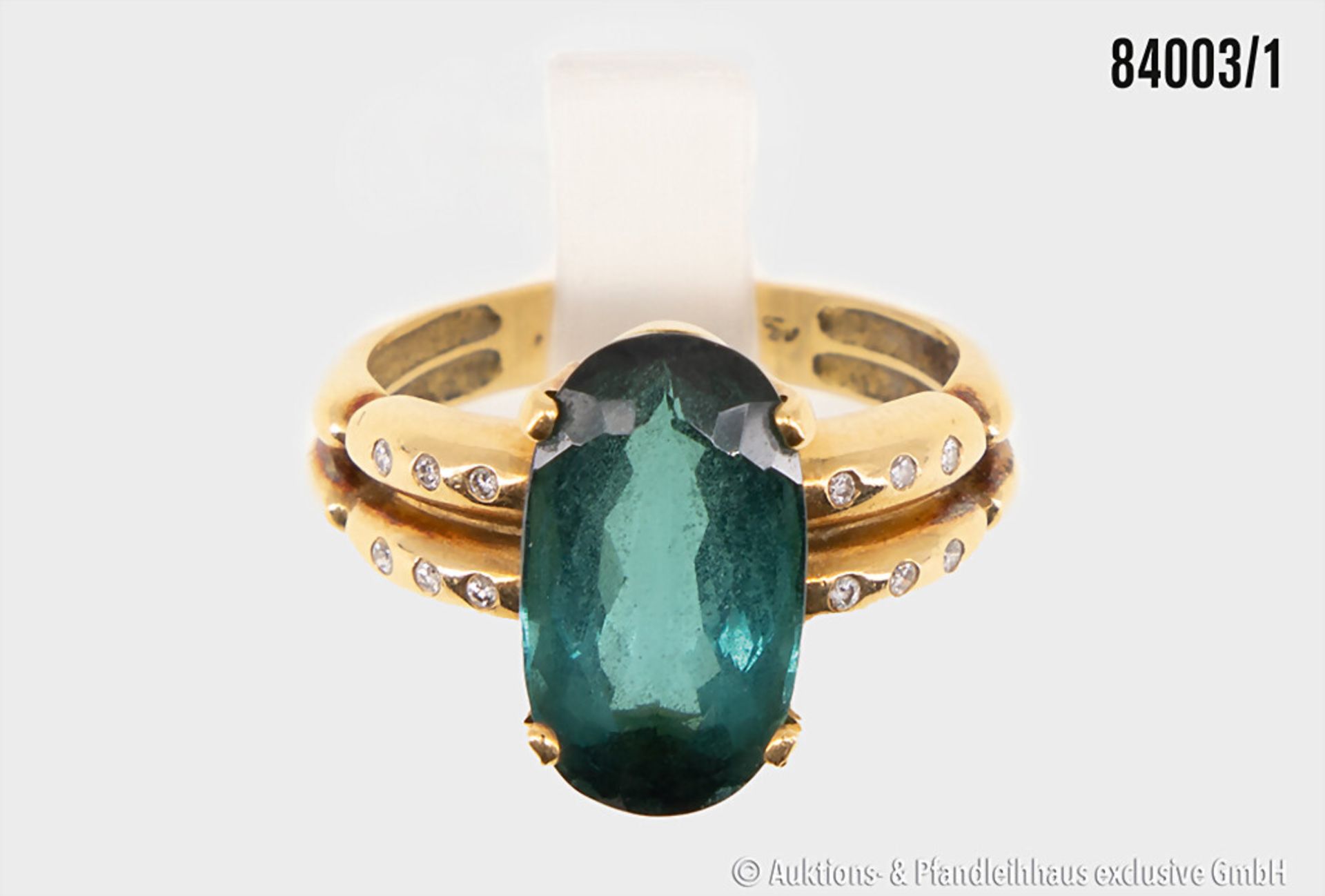 Ring, 750er Gelbgold, mit einem Dioptas, Oval-Schliff, ca. 4,80 ct., und Diamanten, ...