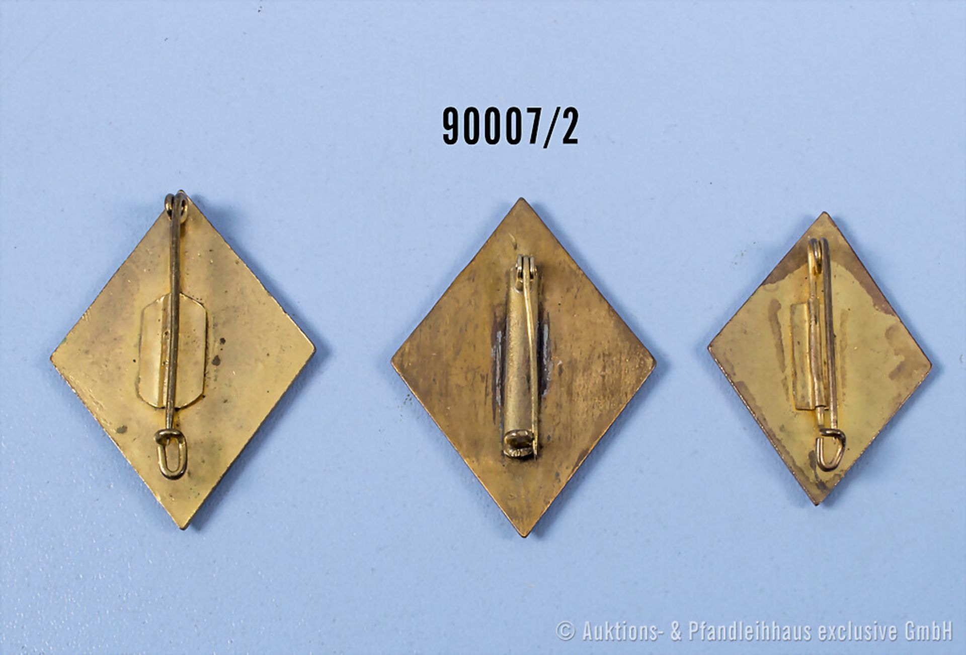 Konv. 3 NSKOV-Ehrennadeln, davon 2 x mit Eichenlaub, guter Zustand, teilweise mit ... - Bild 2 aus 2