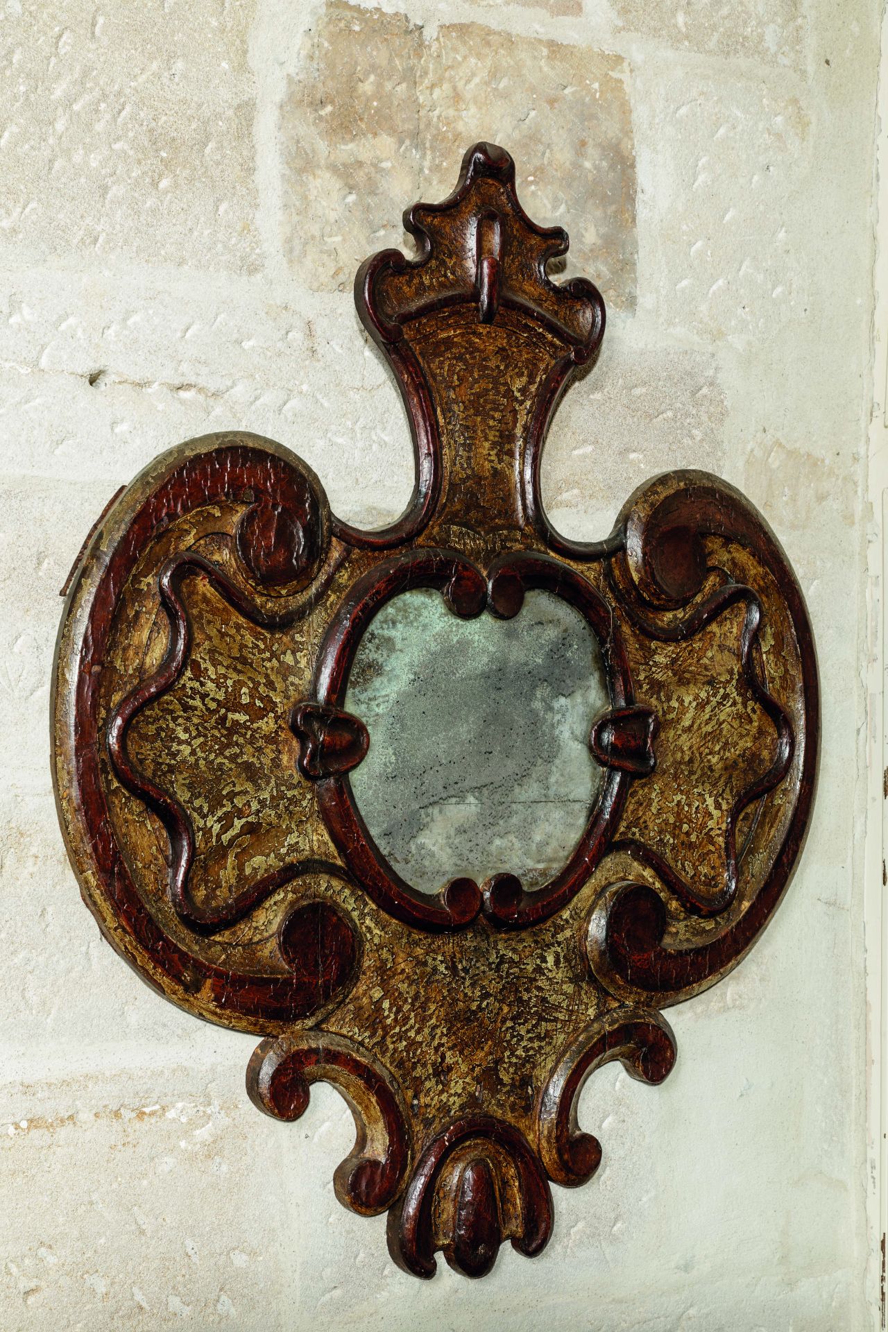 Grand miroir laqué en forme d'oiseau de proie stylisé Bois Portugais ou portugais colonial Milieu 17 - Bild 2 aus 2