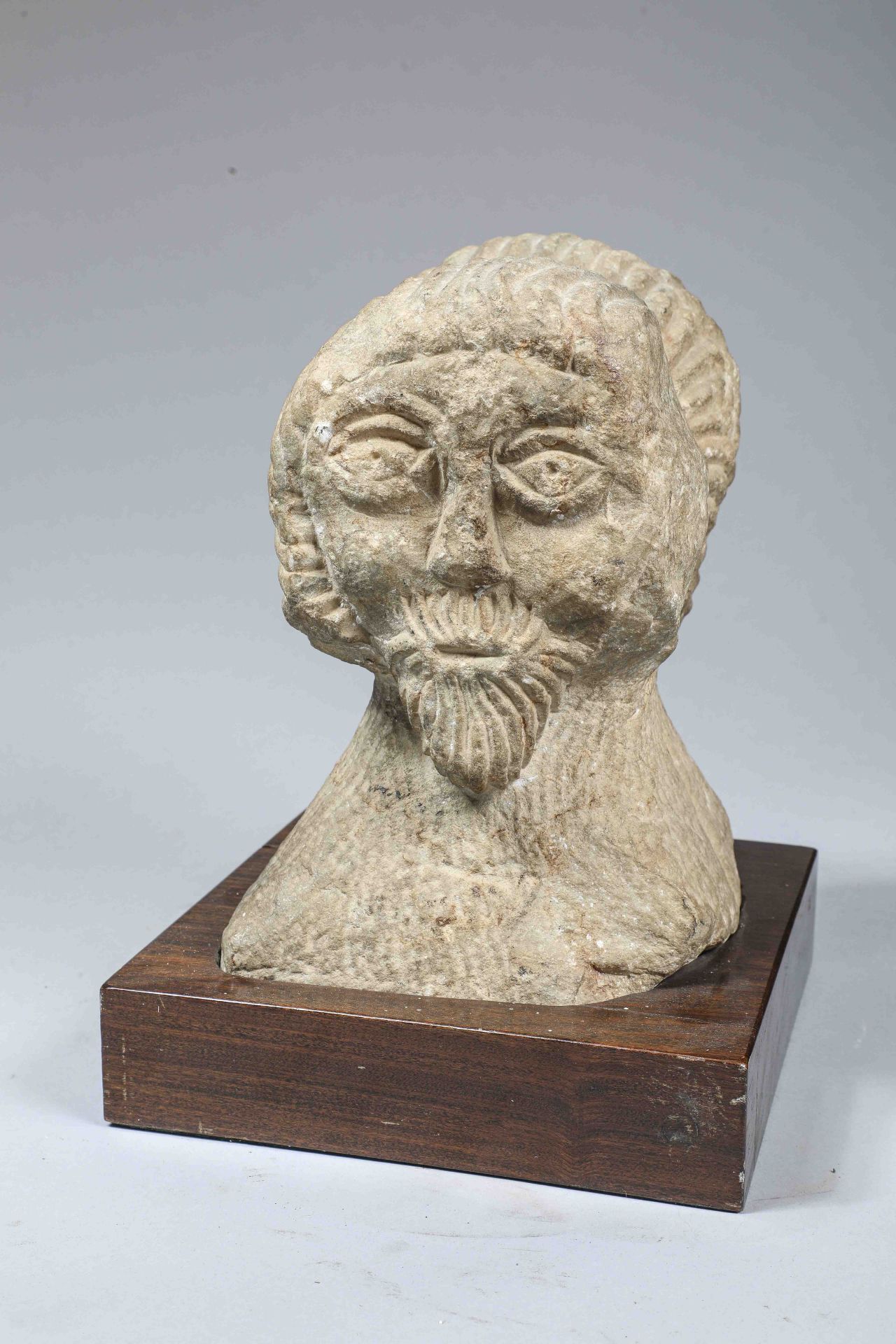 Buste Janus en pierre sculptée 13 à 14 eme siècle 26x19x19cm - Image 3 of 5