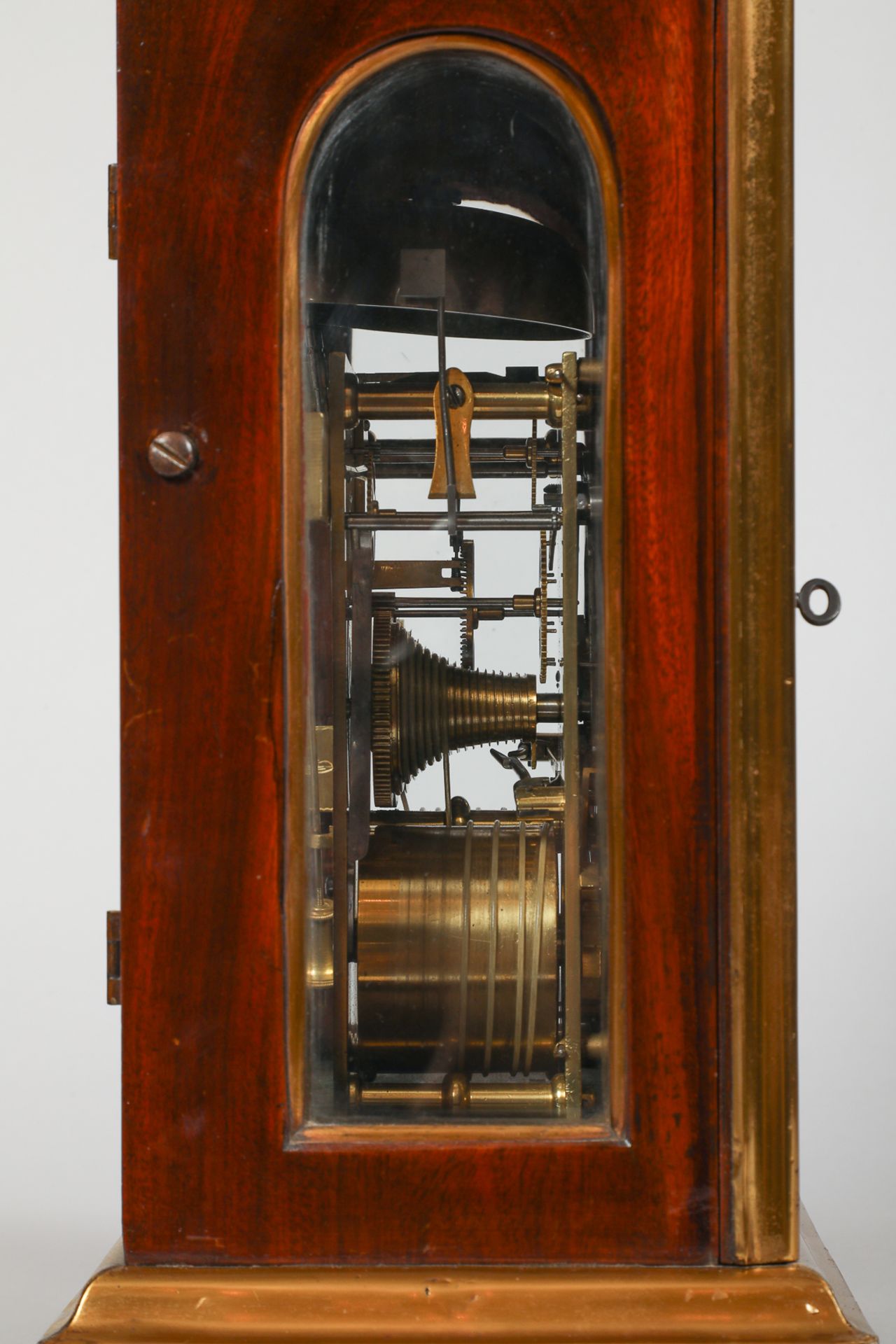 Pendule de cheminée à mouvement de fusée semaine, avec double train, dans un boîtier en acajou à - Bild 6 aus 7