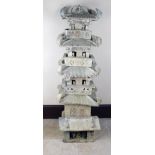 Important de modèle de tour pagode composé de cinq étages superposés séparables et de balcons,