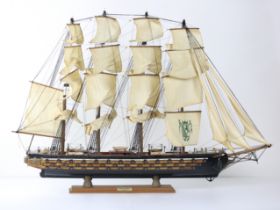 Maquette de frégate Espagnole de 1780 à quatre mats Bois, cuivre et toile Dimensions Ht 77cm x L