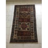 Tapis laine Nord ouest Iran 184 x 107 cm