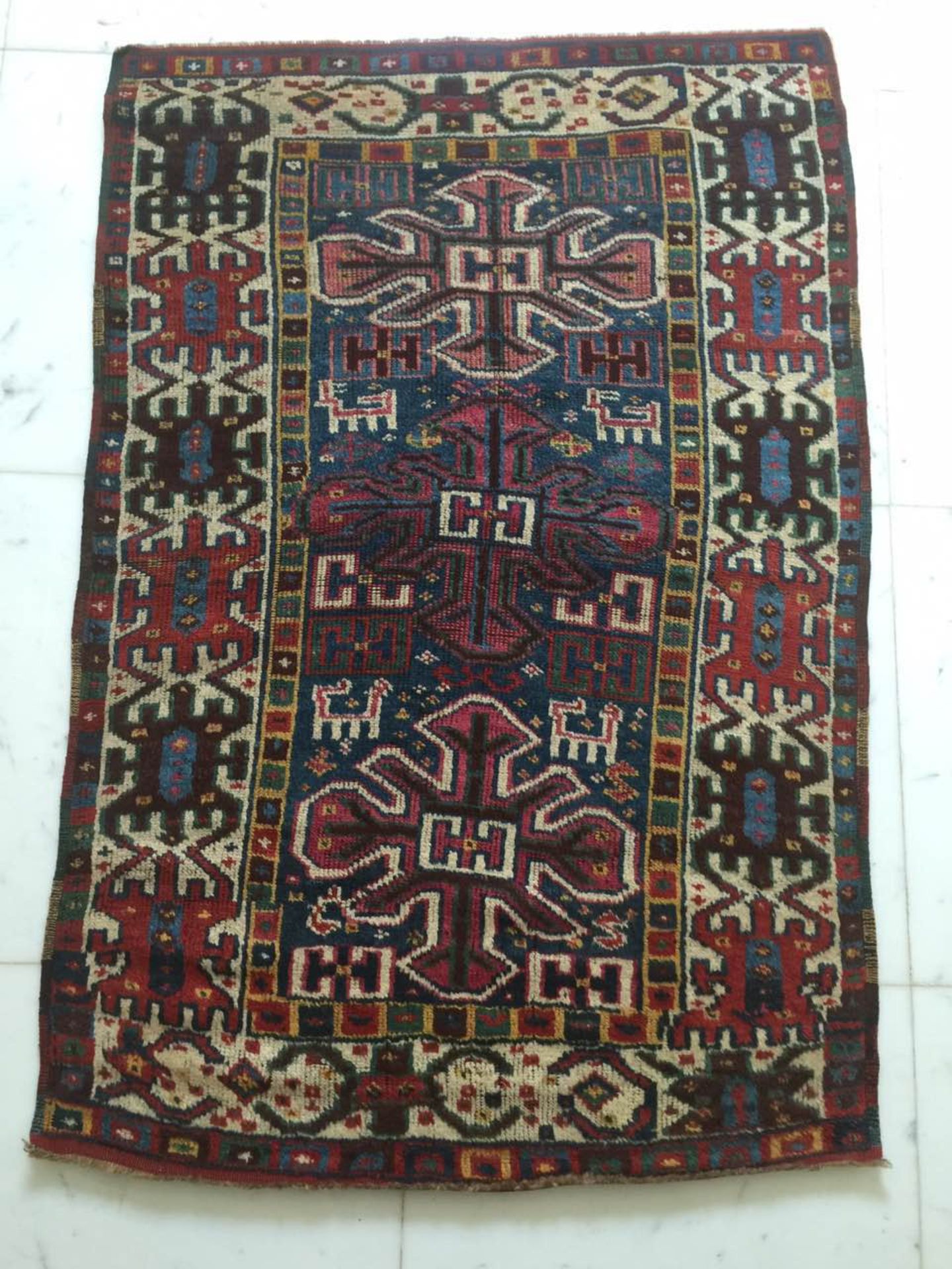 Tapis tribal en laine polychrome à décor de motifs traditionnels 159 x 200 cm - Bild 2 aus 3