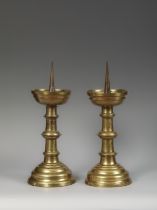 Paire d'importants chandelier en bronze France 17 eme siècle Ht 64cm x Diam 24cm