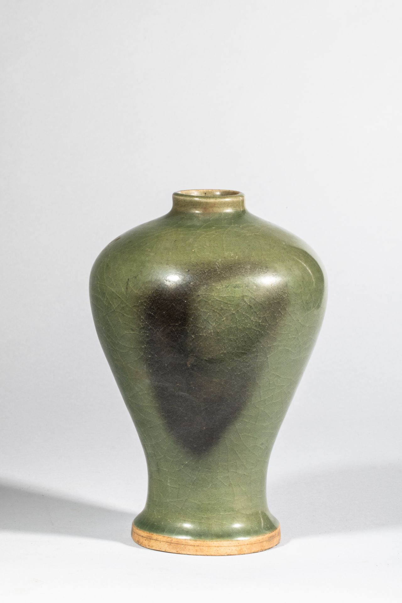Vase Meipïng en porcelaine du Longquan à glaçure monochrome céladon flammé de pourpre bruni Chine - Bild 2 aus 4