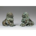 Paire de chimères chiens de Fô en bronze Chine Ht 28cm x 30 x18cm