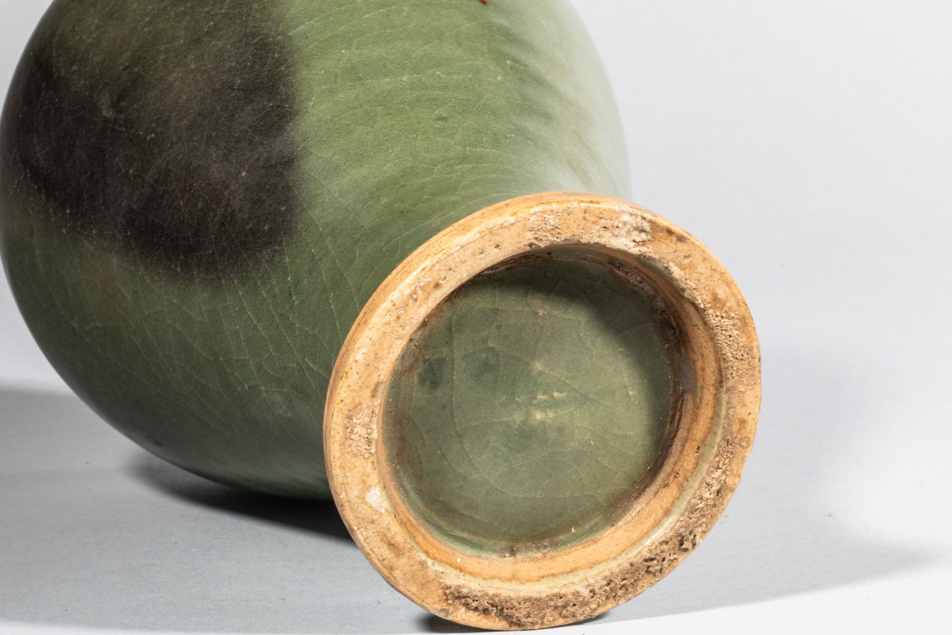 Vase Meipïng en porcelaine du Longquan à glaçure monochrome céladon flammé de pourpre bruni Chine - Bild 4 aus 4