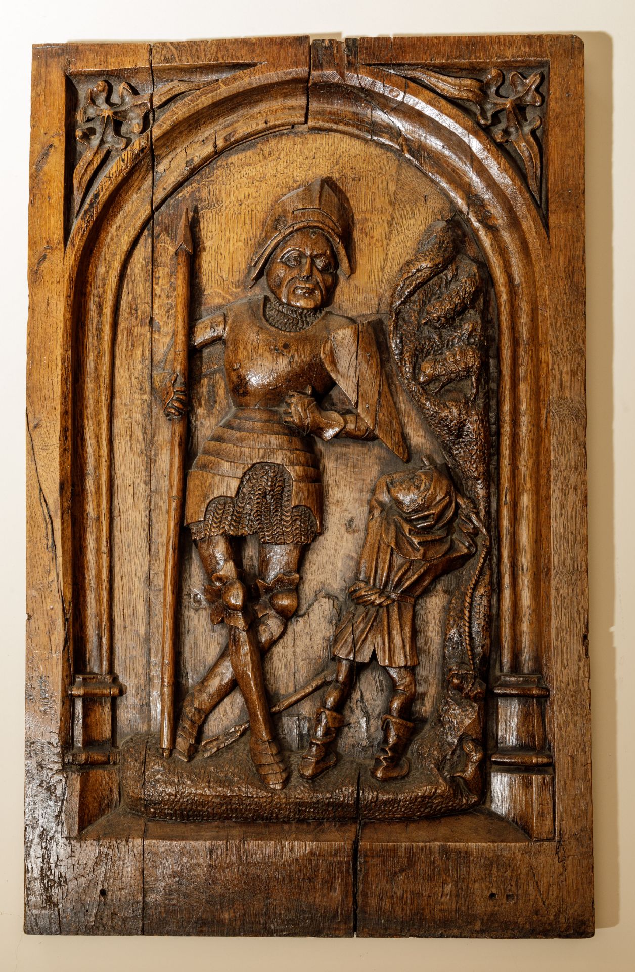 Panneau sculpté en chêne représentant David et Goliath17 eme siècle 89x56cm
