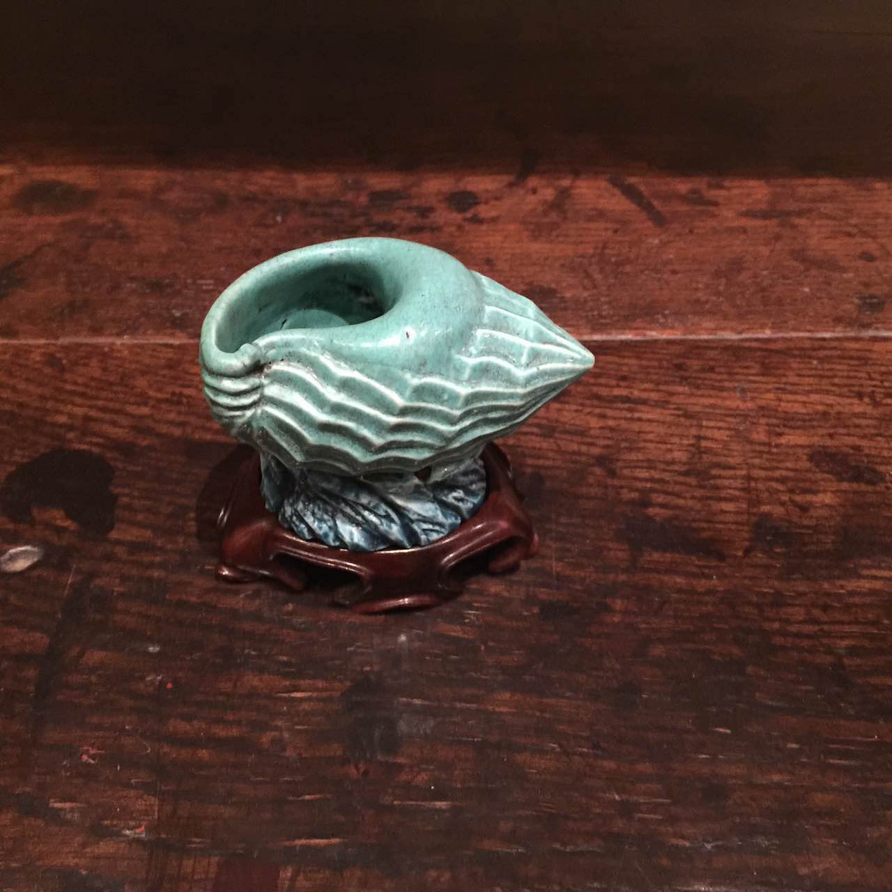 Objet de lettré , rince pinceau en forme de coquillage en porcelaine bleu turquoise Chine dynastie - Image 2 of 7