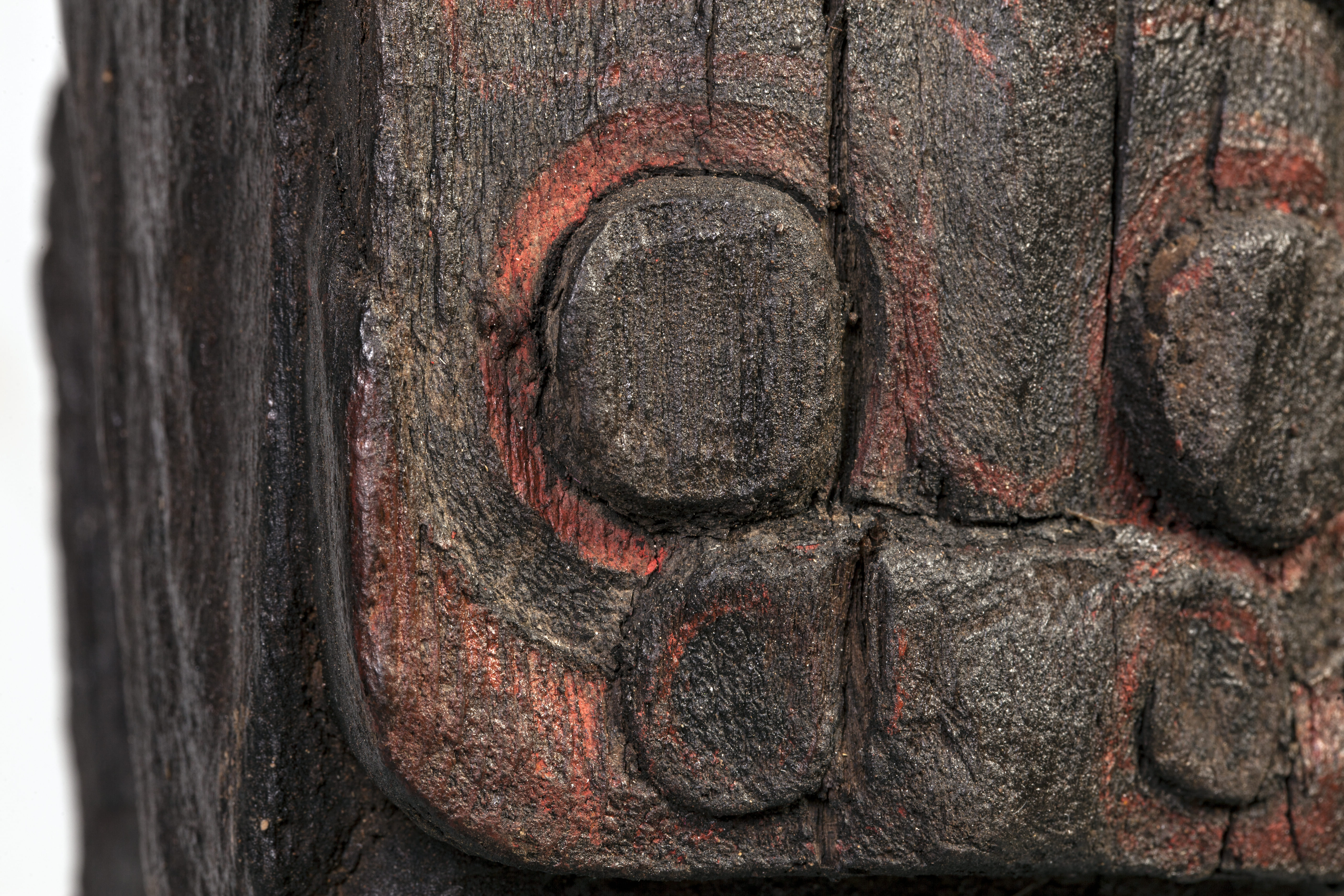 Gardien céleste, figuration stylisée d'un cerf Ensemble composé d'un socle de la statuette zoomorphe - Image 5 of 7