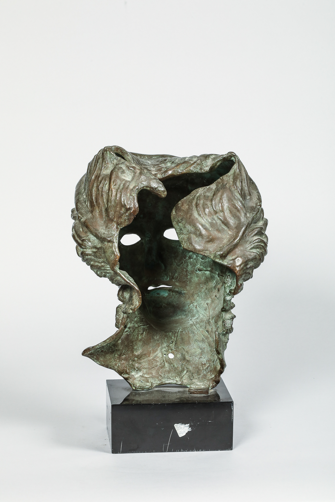 Moulage d’une tête féminine à l’antique Bronze Ht 39cm x 22cm - Image 3 of 3