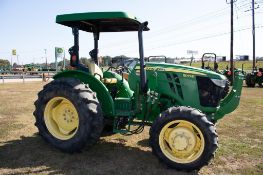 John Deere 5075E