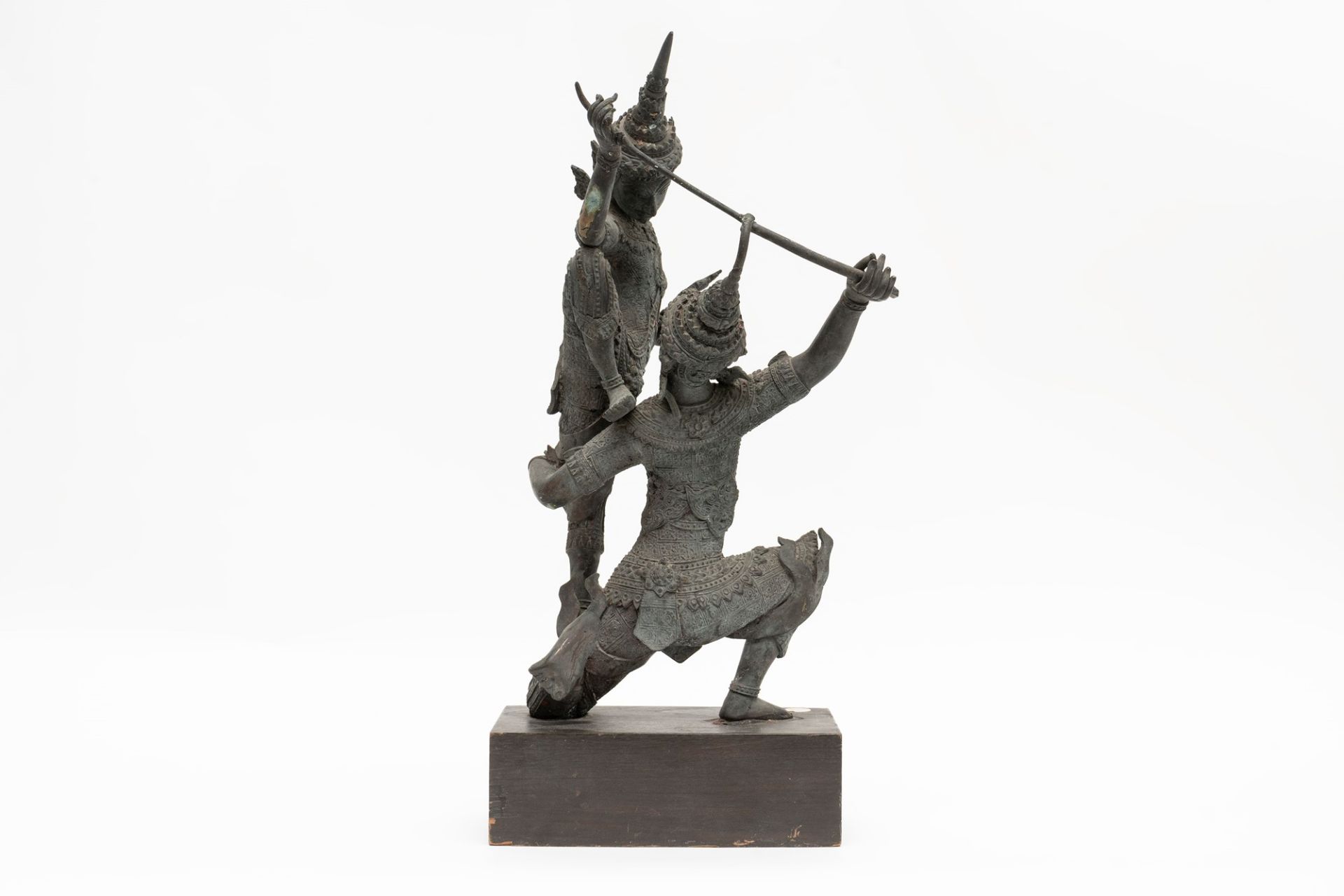 Bronze sculpture group depicting warriors, Burma 20th century - Image 2 of 3