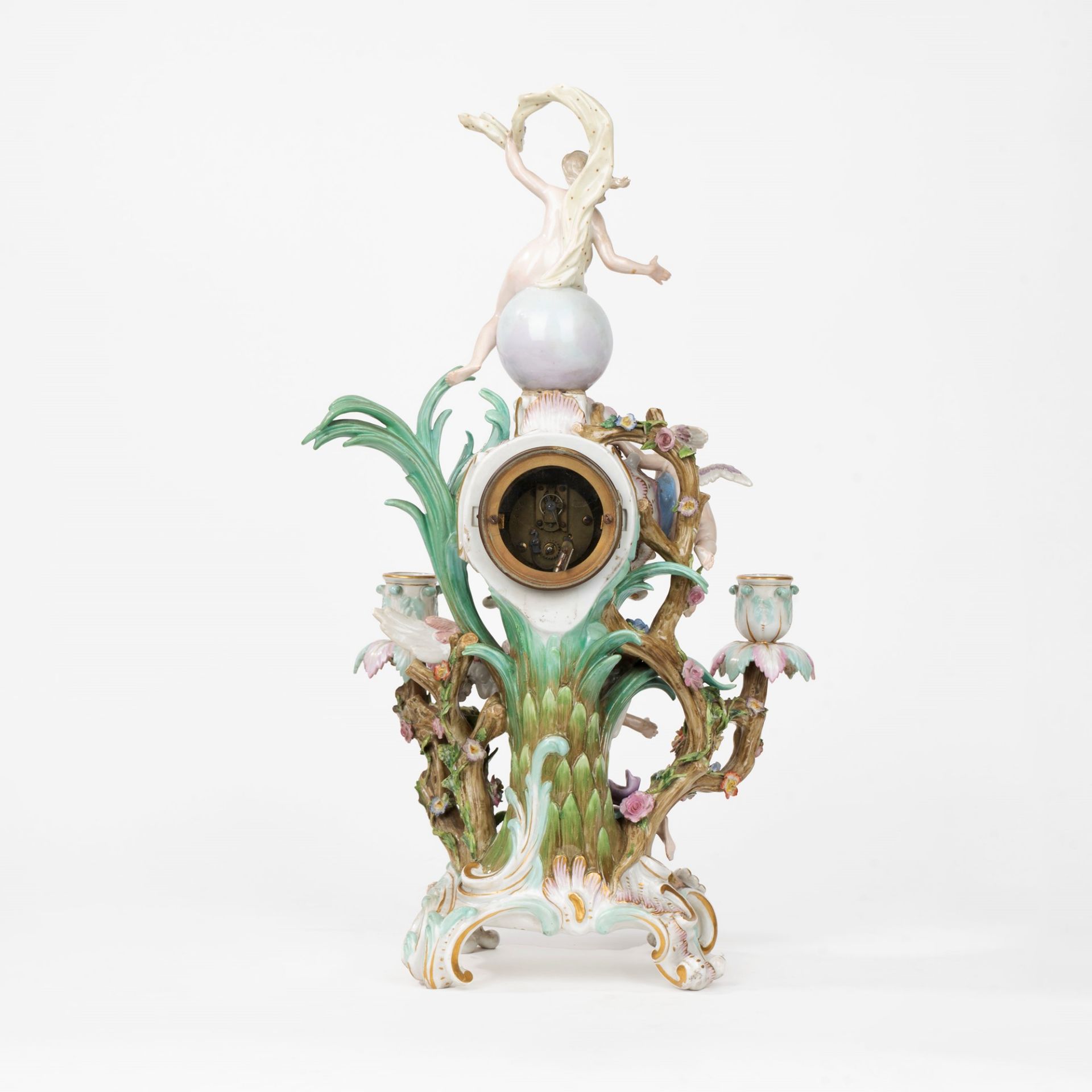 Polychrome porcelain table clock depicting the Truth revealed by Time, Meissen manufacture, 19th cen - Image 2 of 7