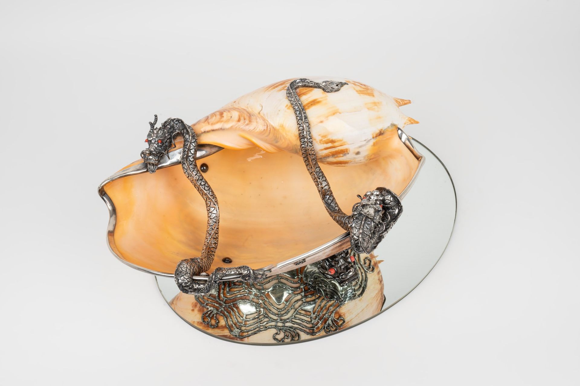 Large and important centerpiece in shell and 925 silver, 20th century - Image 4 of 7