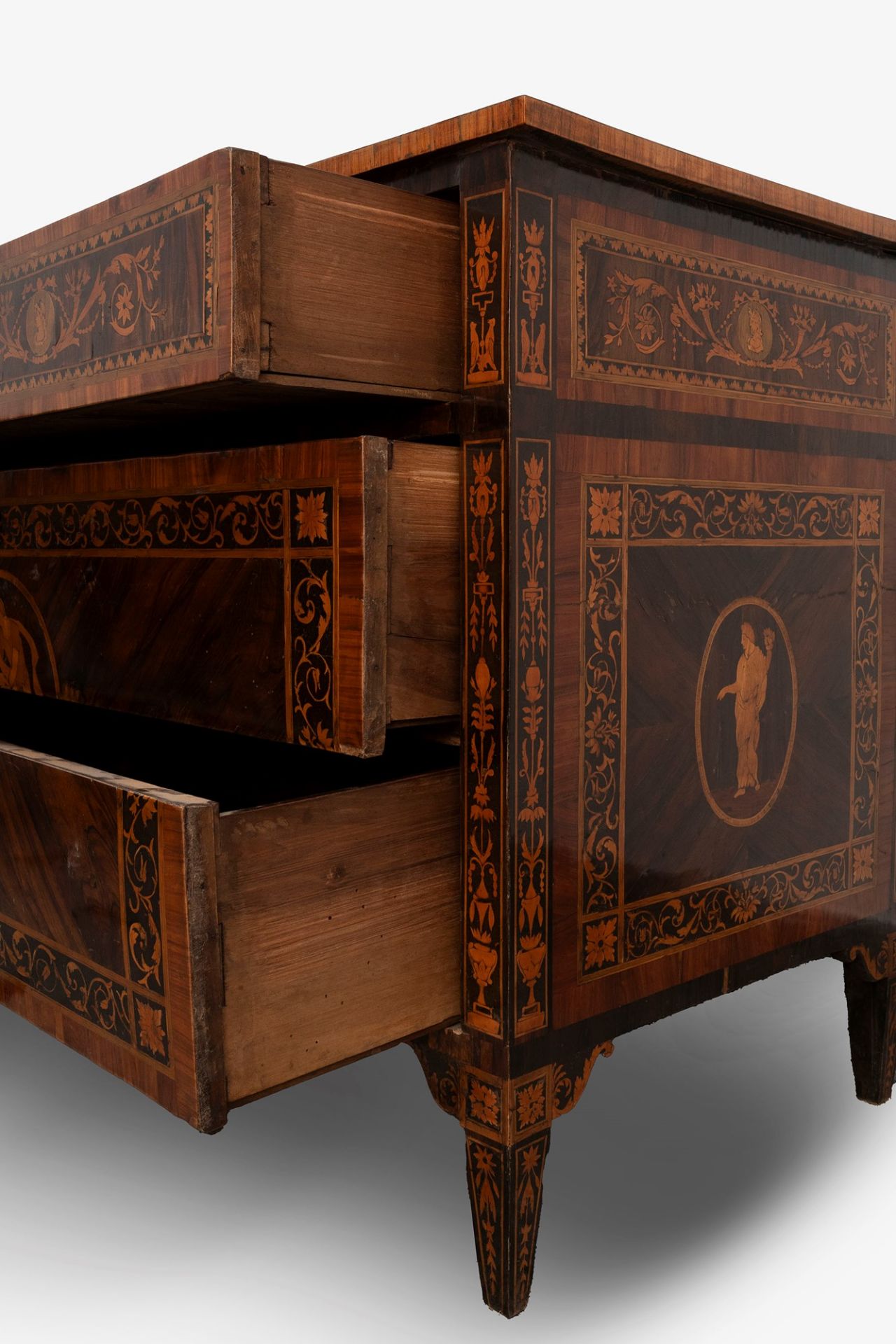 Beautiful Louis XVI commode elegantly inlaid in various woods, Lombardy 18th century - Image 5 of 6