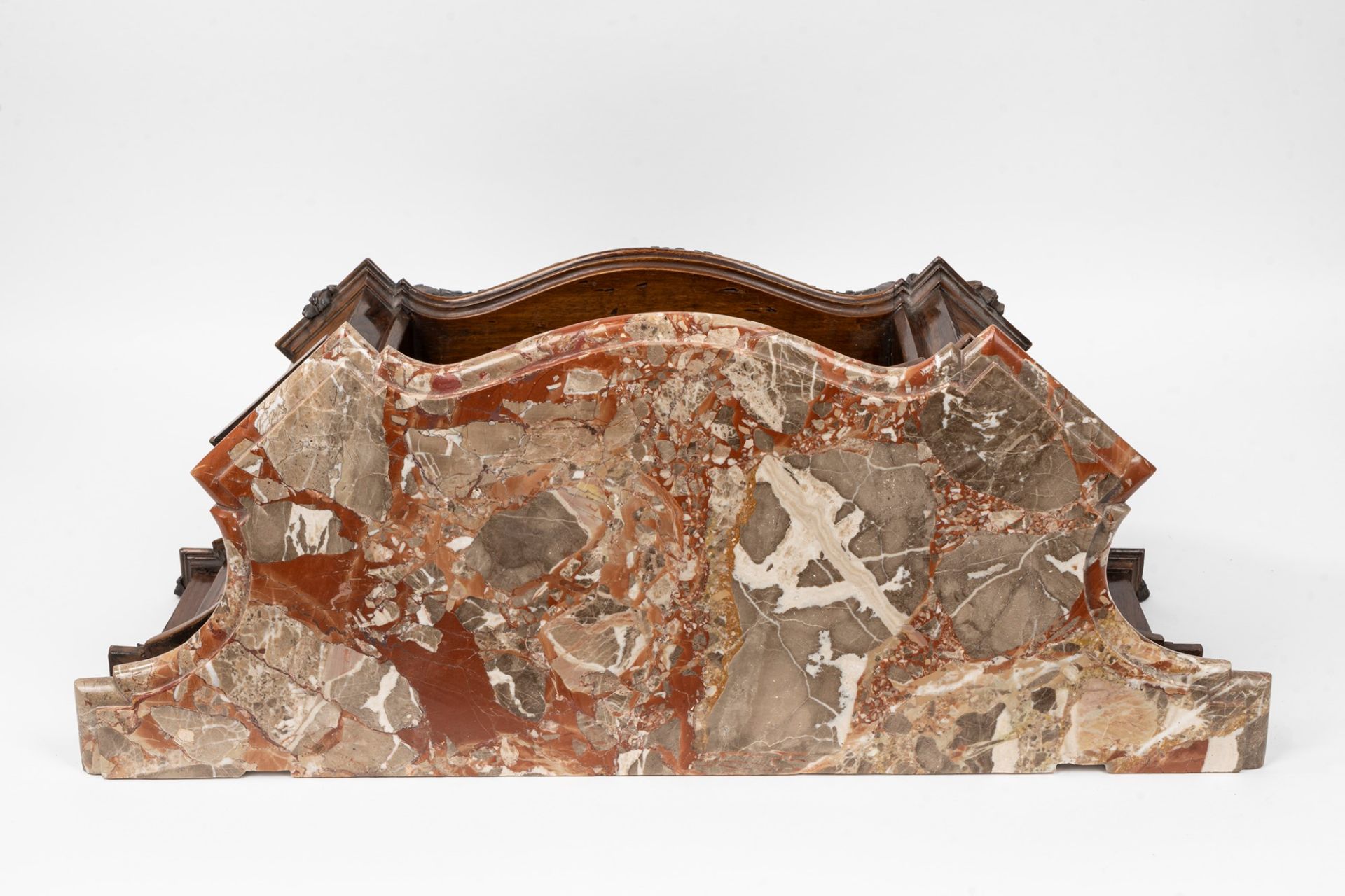 Important small wall console in carved and inlaid wood, with rocaille motifs, 18th century - Image 10 of 10