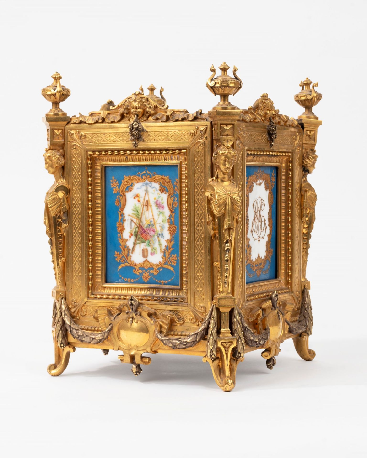 Important Napoleon III jardinier in gilded bronze and porcelain, France, 19th century - Image 4 of 7
