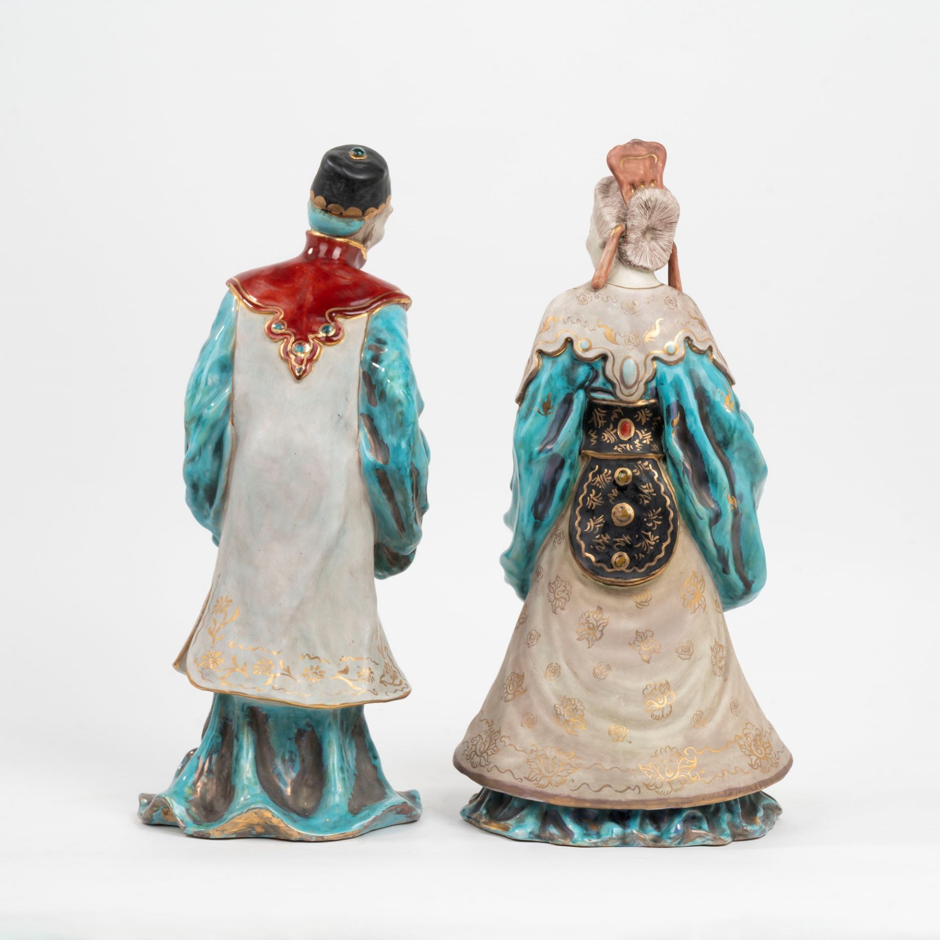 Two polychrome terracotta sculptures depicting an oriental couple, - Image 2 of 5