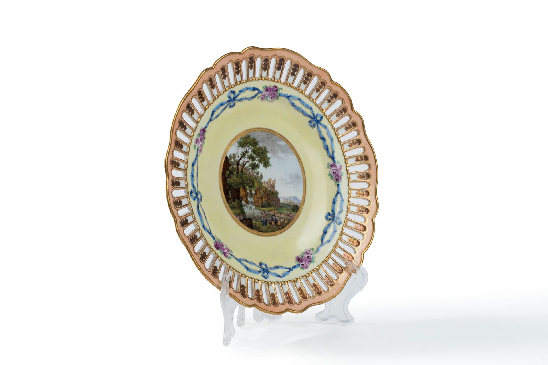 Porcelain plate with perforated rim, Meissen manufacture, late 18th century