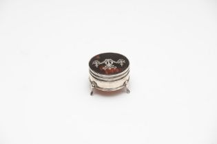 Small silver box with horn lid, England, 19th century