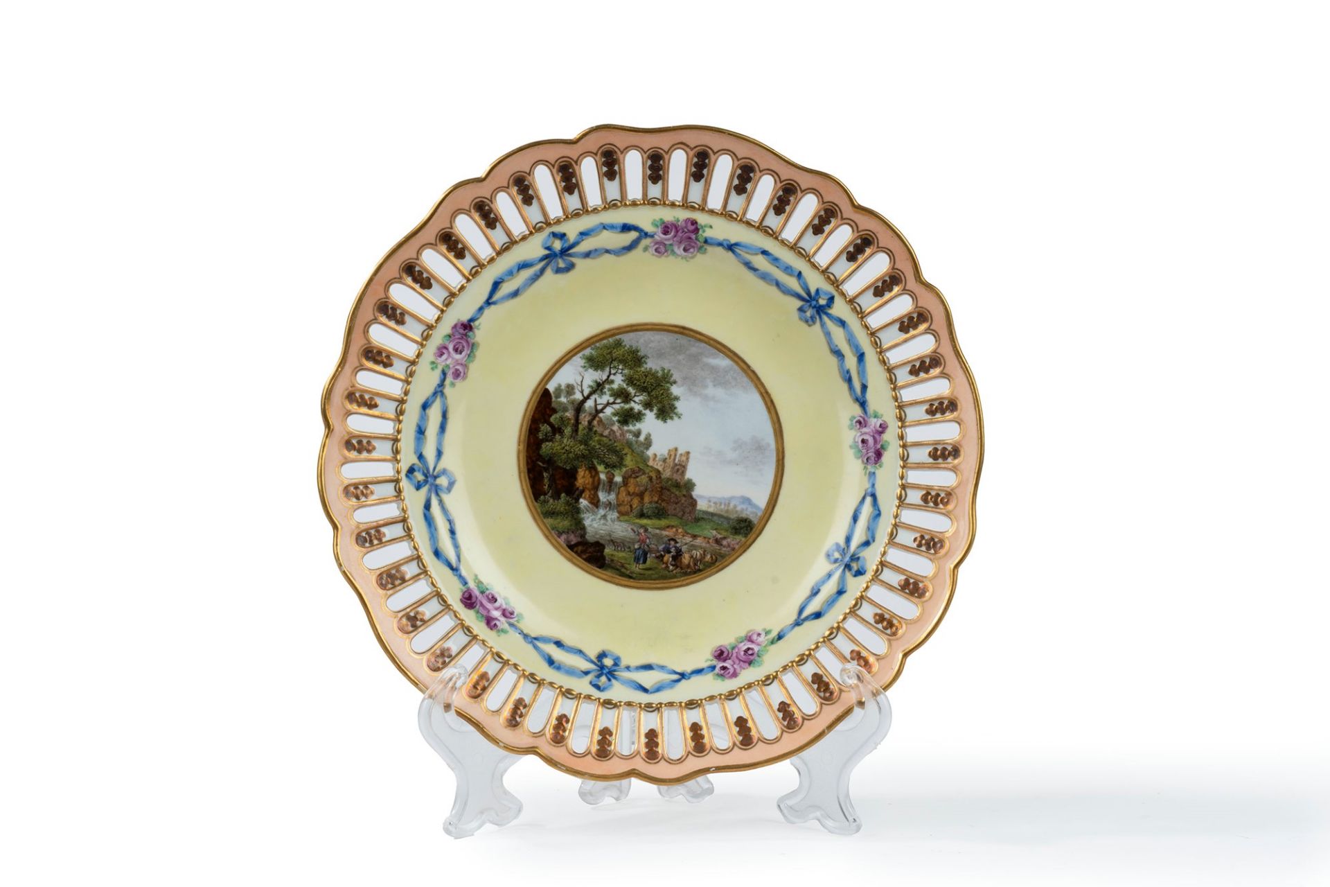 Porcelain plate with perforated rim, Meissen manufacture, late 18th century - Image 3 of 3