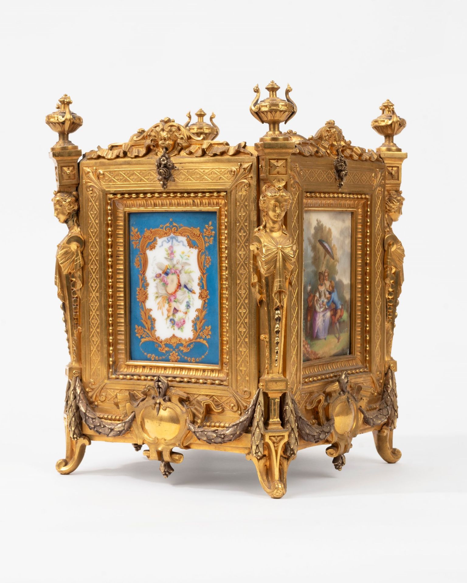 Important Napoleon III jardinier in gilded bronze and porcelain, France, 19th century - Image 2 of 7