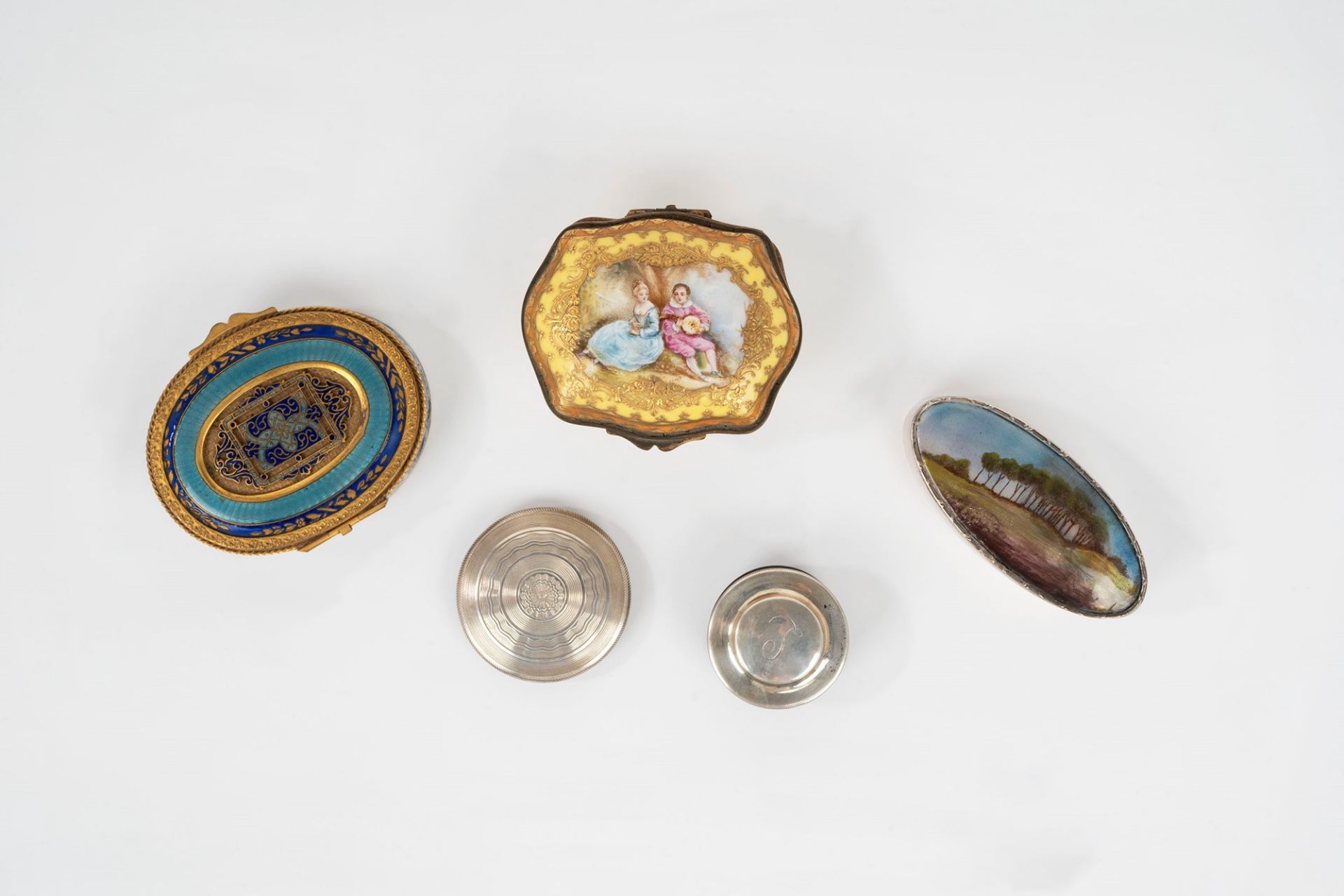 Lot consisting of three boxes and a powder compact, 19th-20th centuries - Image 2 of 6