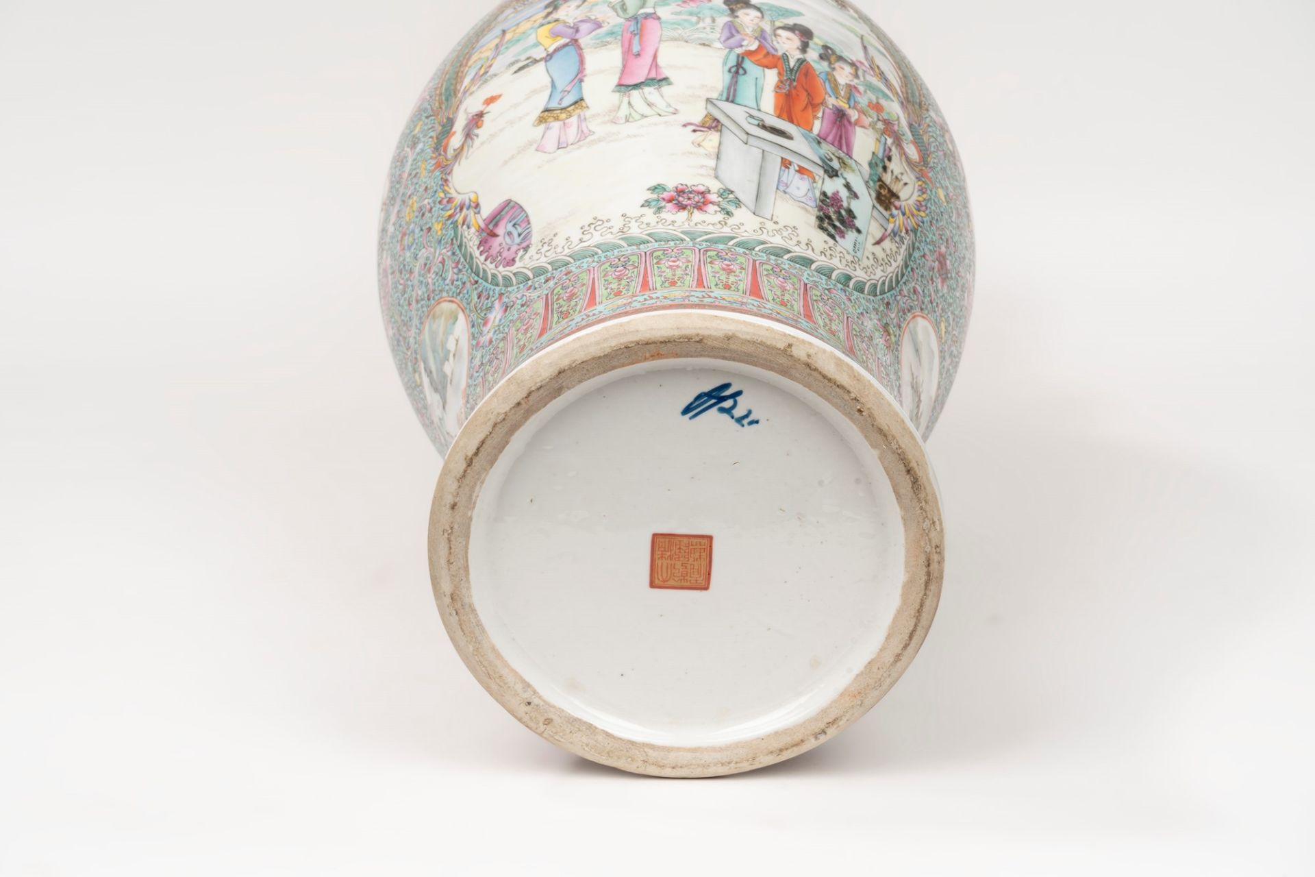 Polychrome porcelain vase, China, 20th century - Image 6 of 6