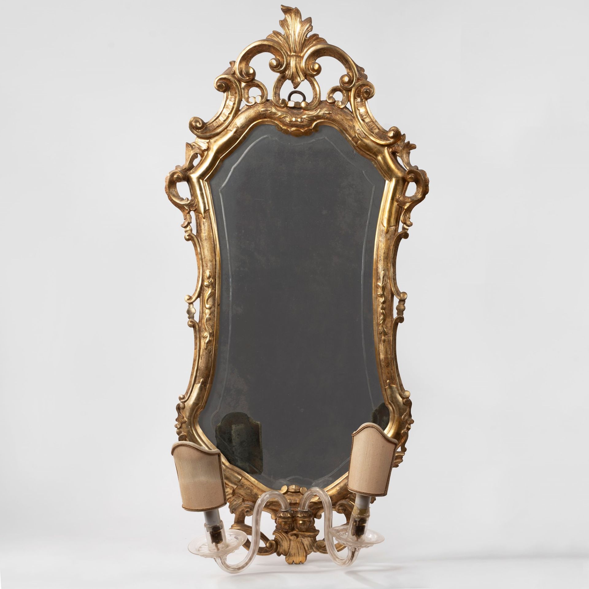 Pair of carved and gilded wooden mirrors, 20th century - Image 4 of 5