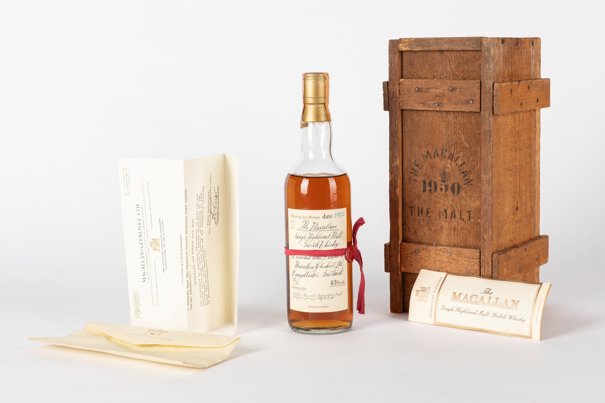 Scotland - Whisky / Macallan Red Ribbon 1950