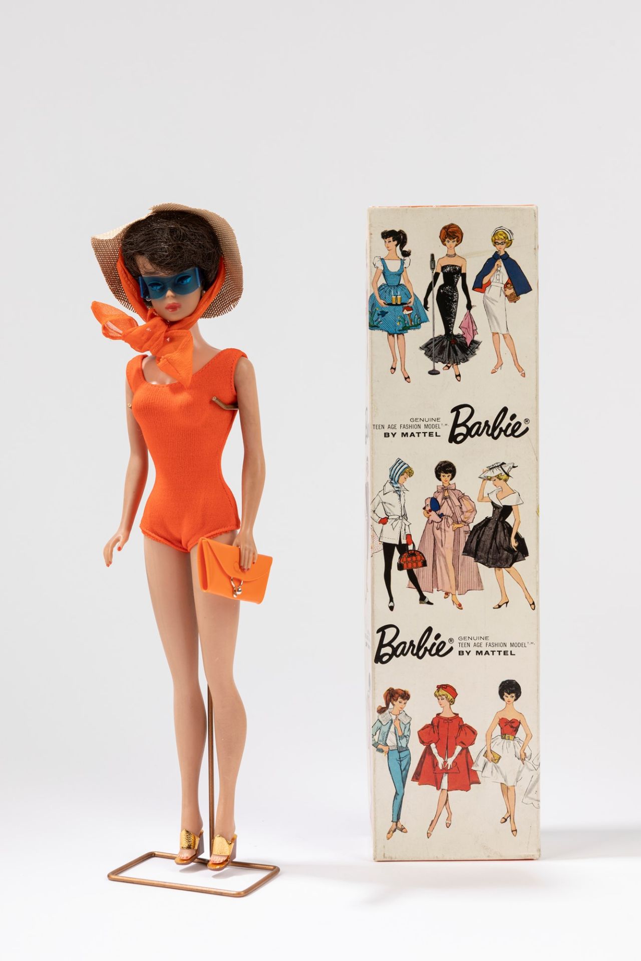 MATTEL - Barbie Brunette "Bubble Cut", 1962