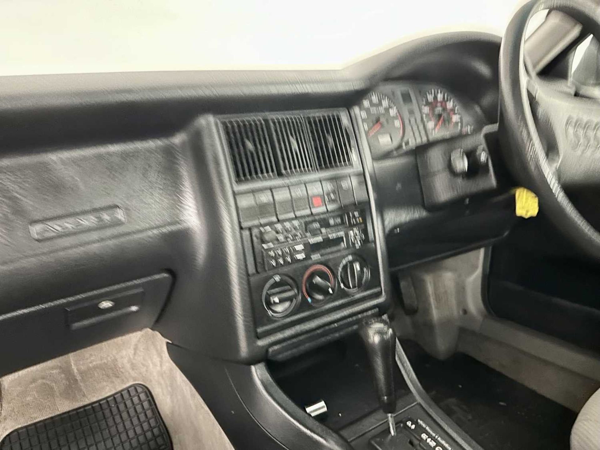 1992 Audi 80 - Image 29 of 34