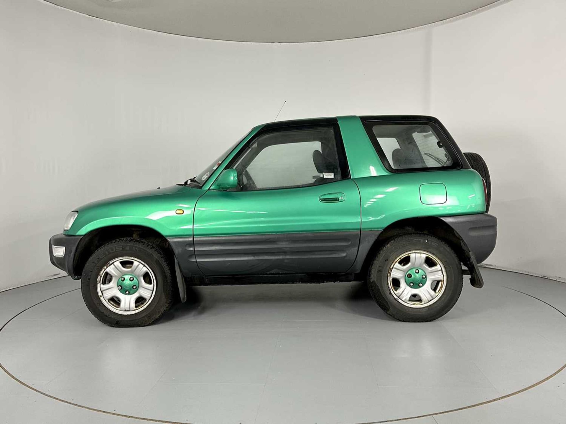 1998 Toyota Rav4 - Image 5 of 26