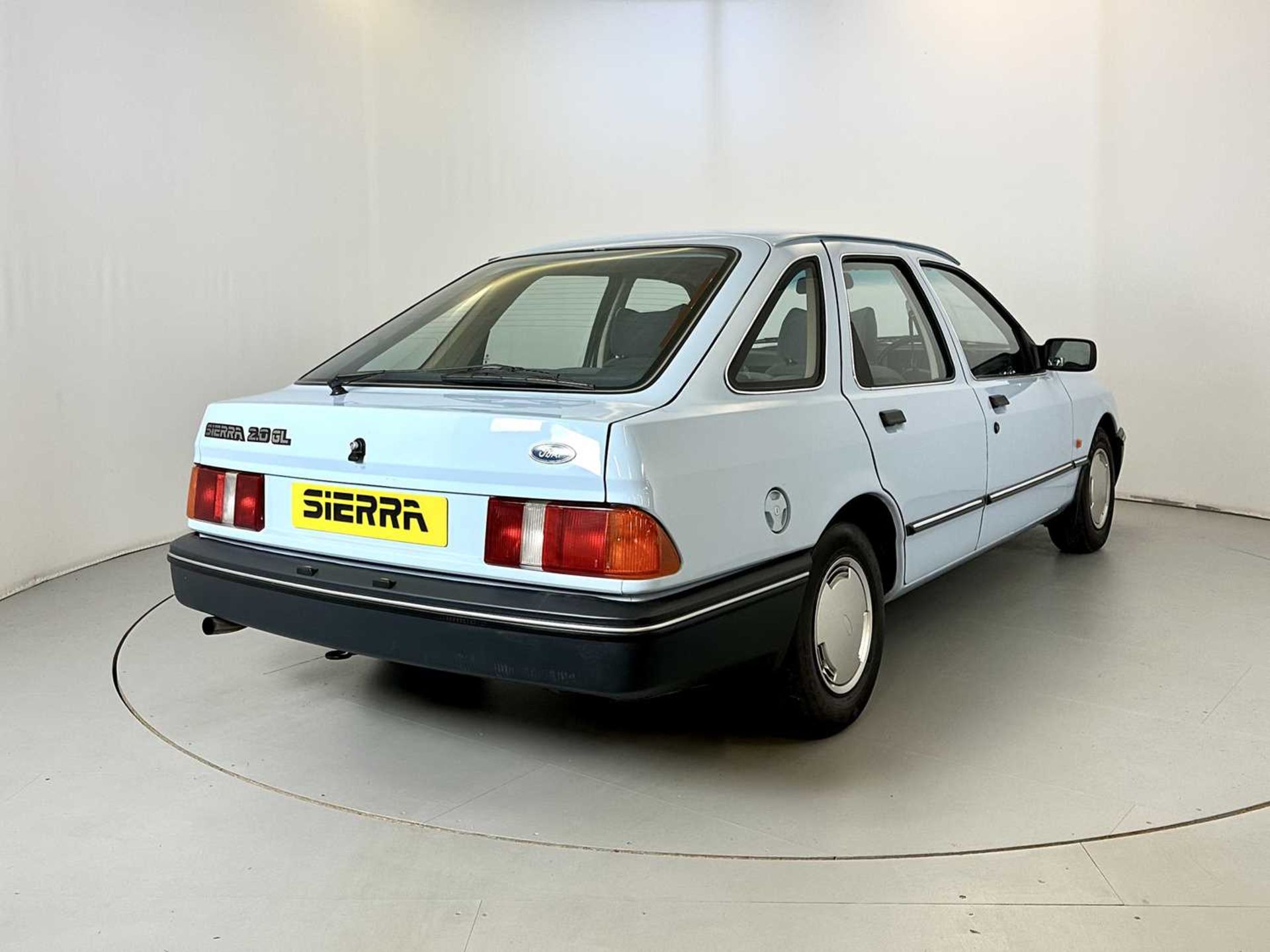 1985 Ford Sierra - Image 9 of 33