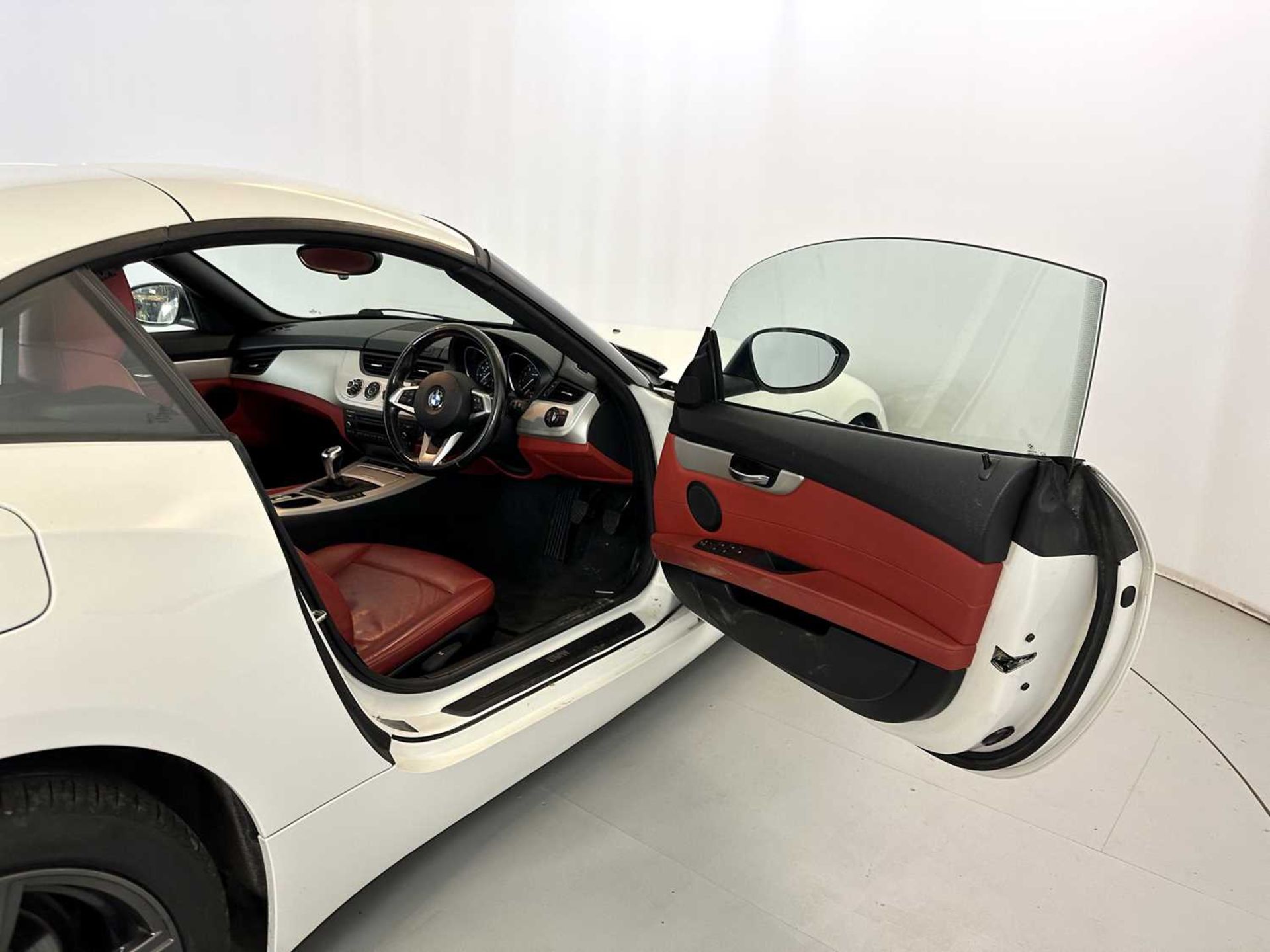 2009 BMW Z4 Si - Image 17 of 28