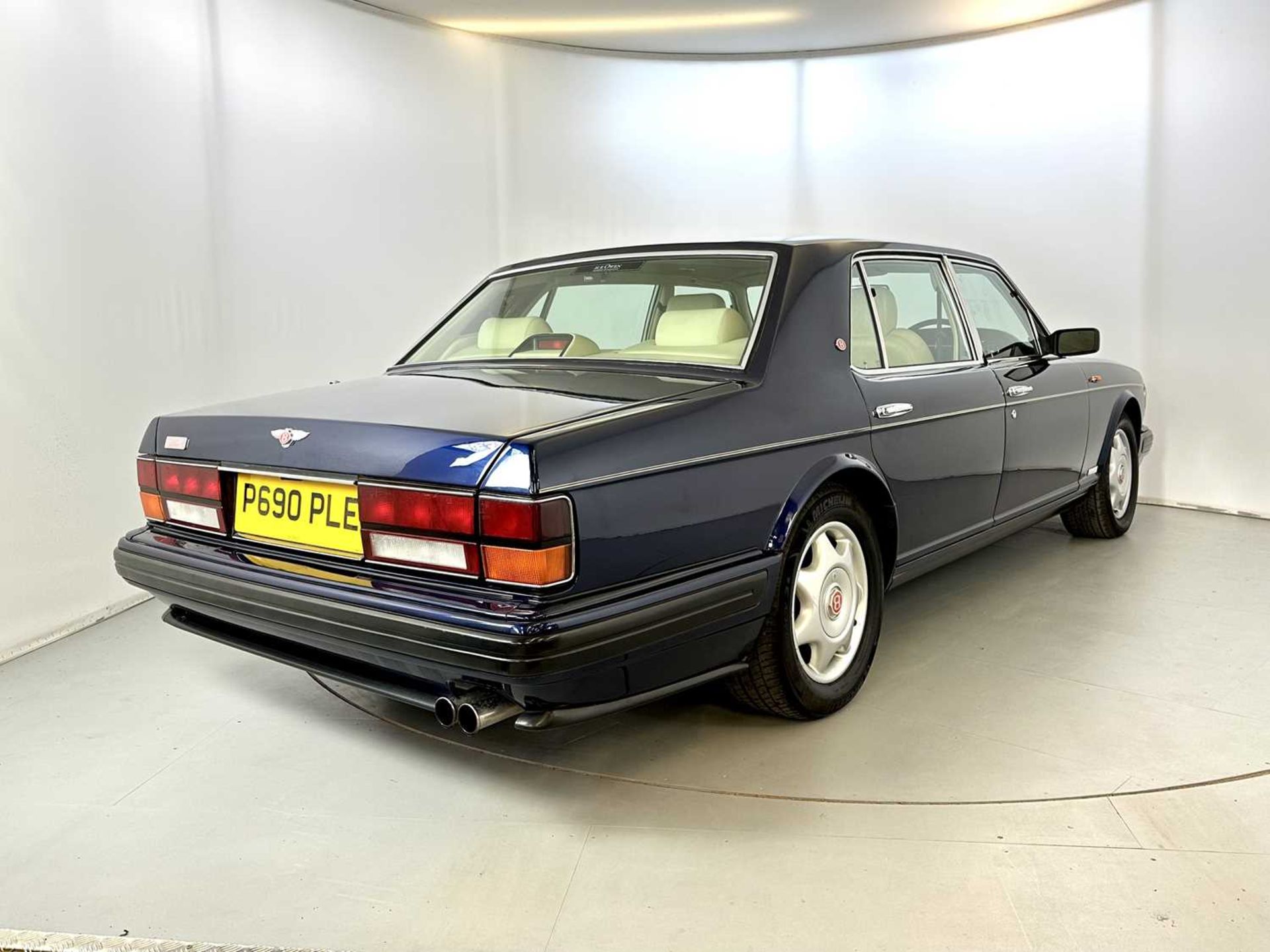 Bentley Turbo RL - Image 9 of 34