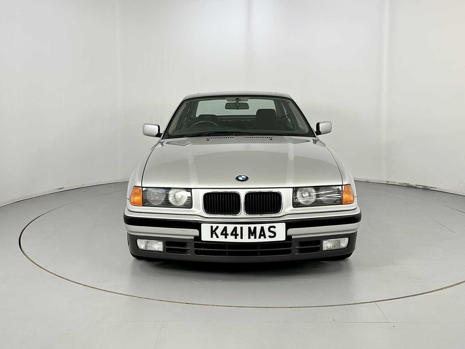 1992 BMW 320i  - Image 2 of 29