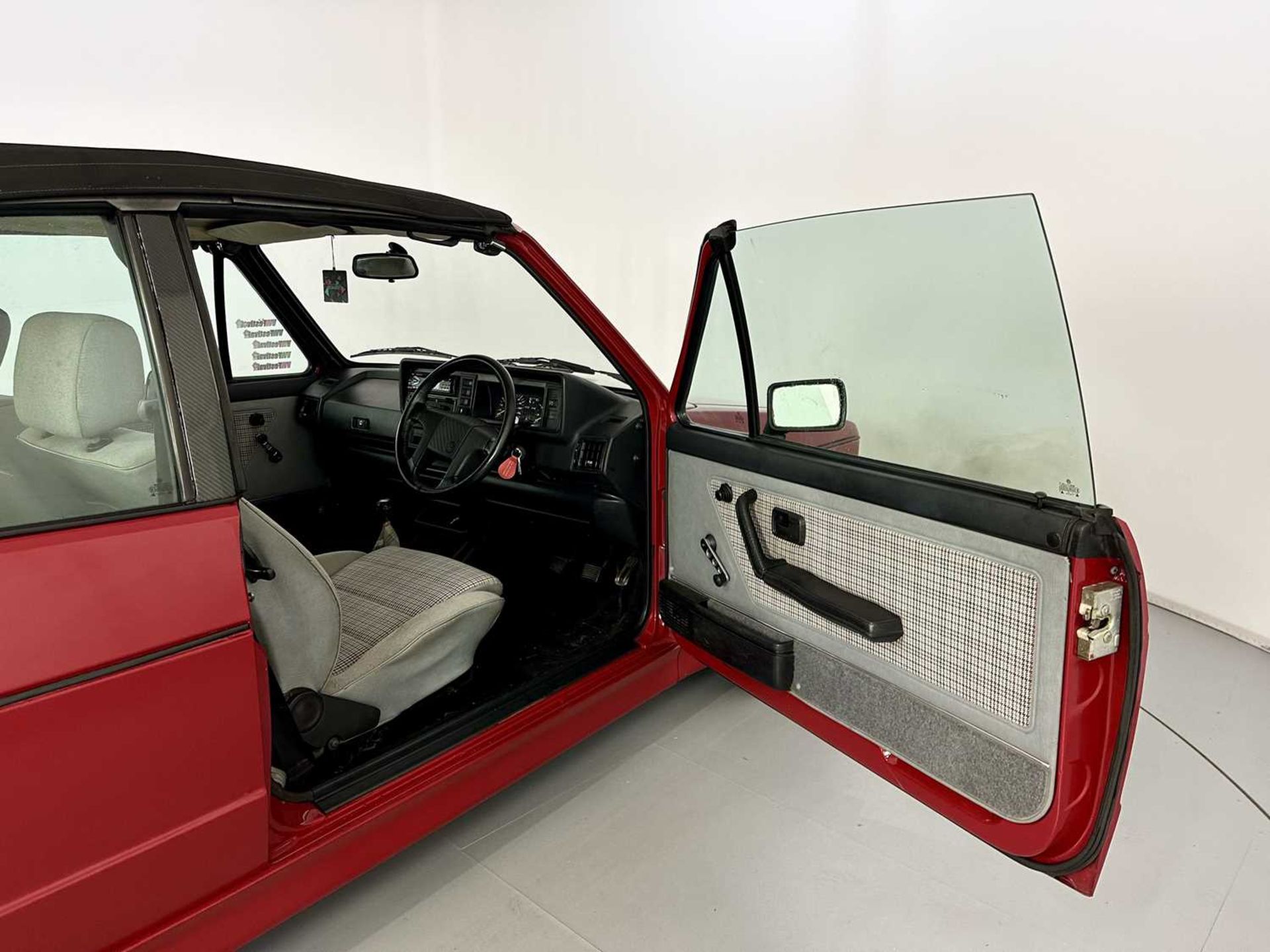 1990 Volkswagen Golf GTI VR6 - Image 17 of 28