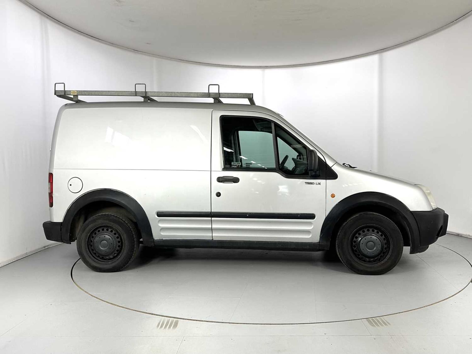 2003 Ford Transit Connect - Image 11 of 30