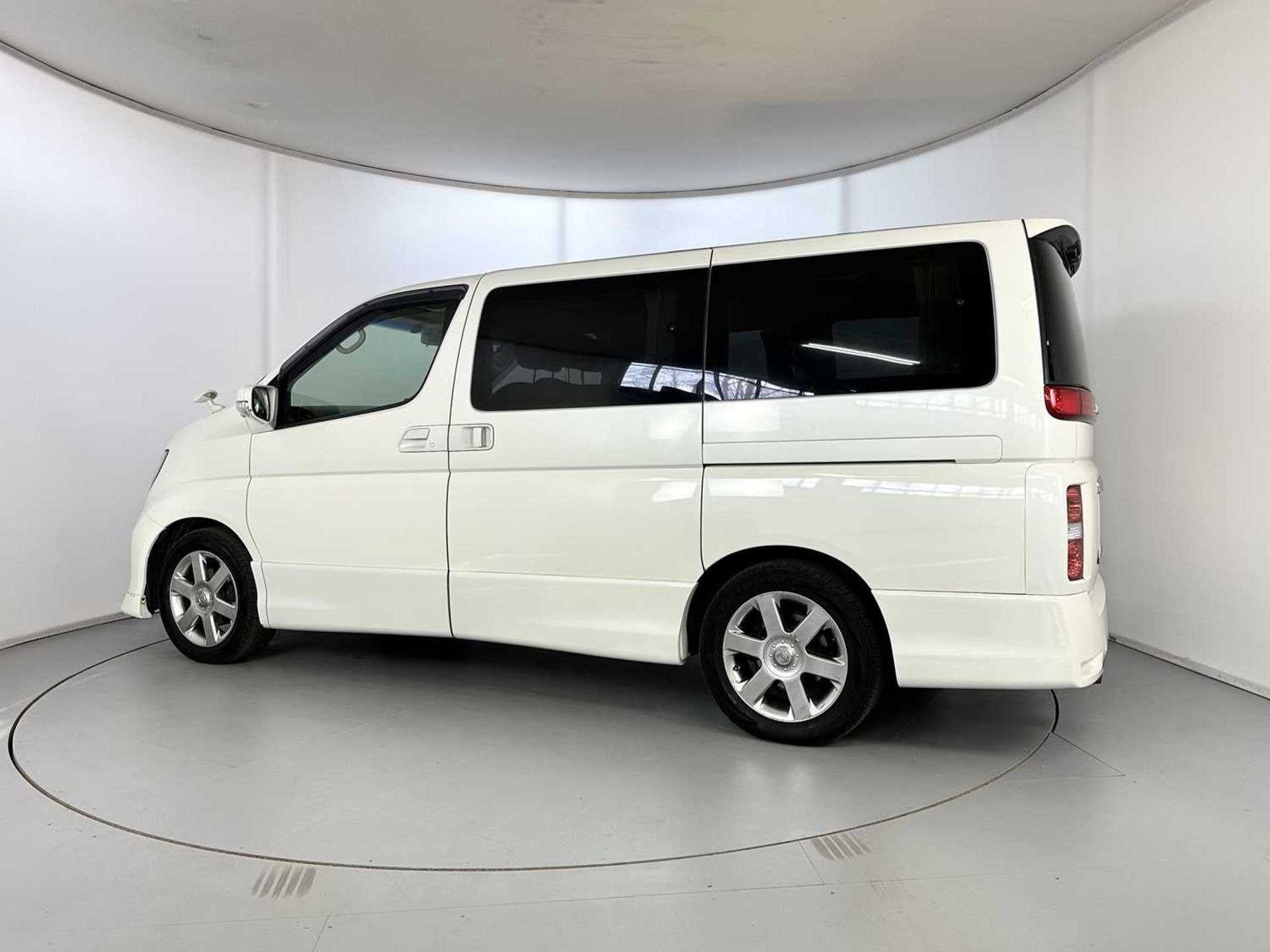 2007 Nissan Elgrand - Highway Star Edition 4WD - Image 6 of 39