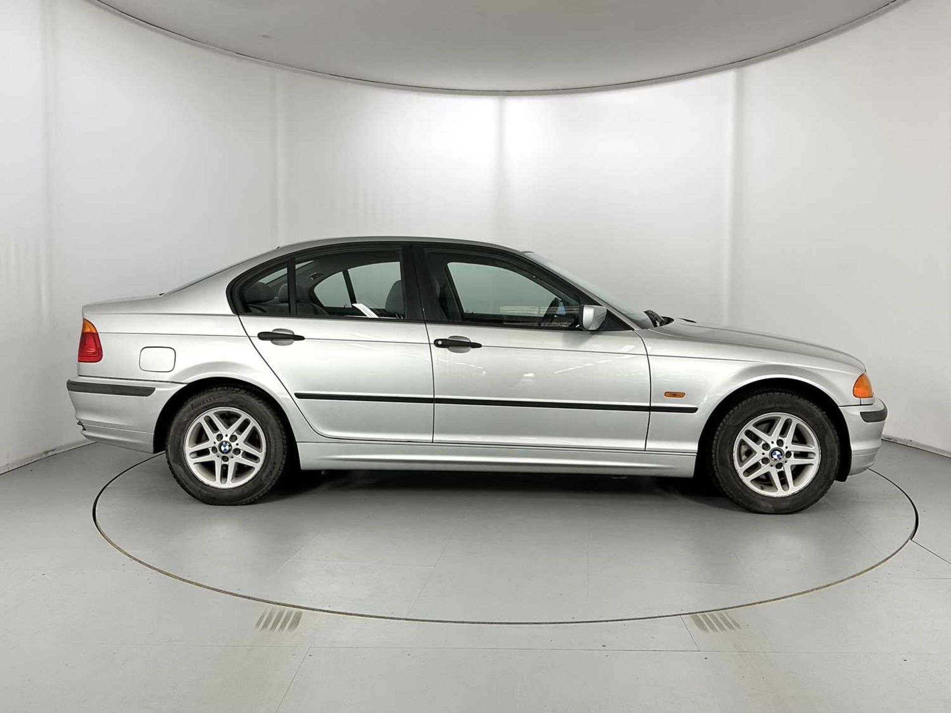 1999 BMW 316i - NO RESERVE - Image 11 of 32