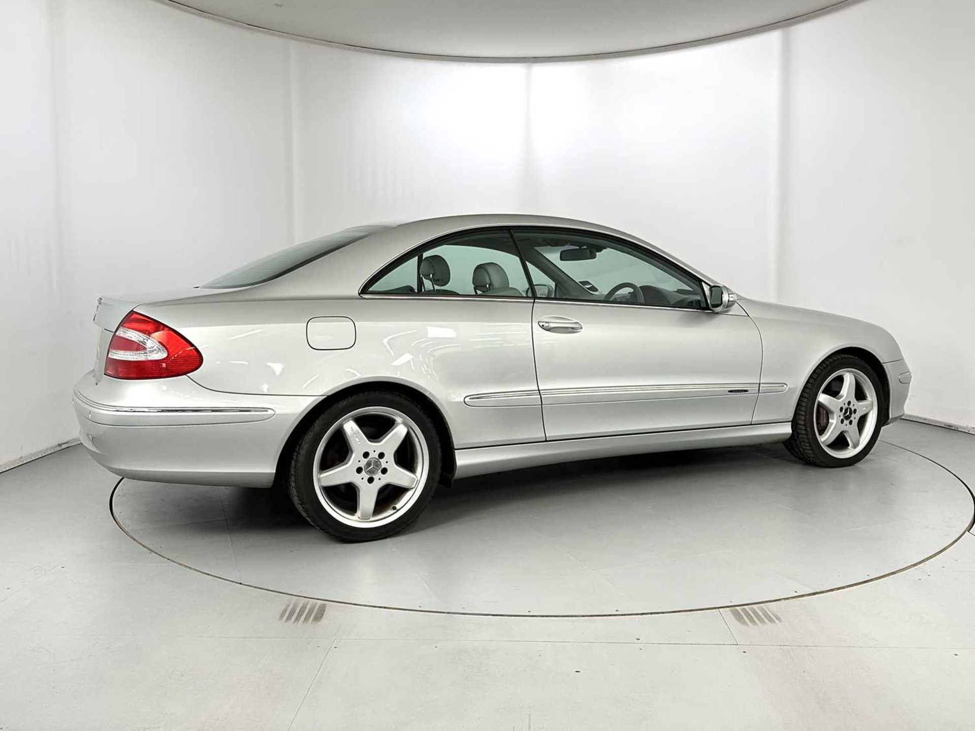 2002 Mercedes-Benz CLK 500 - NO RESERVE - Image 10 of 29