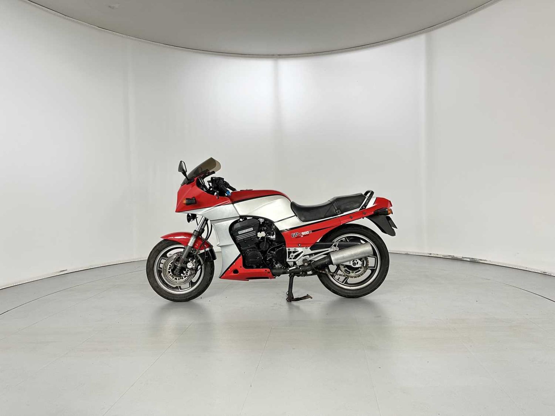 1985 Kawasaki GPZ900 - Image 6 of 21