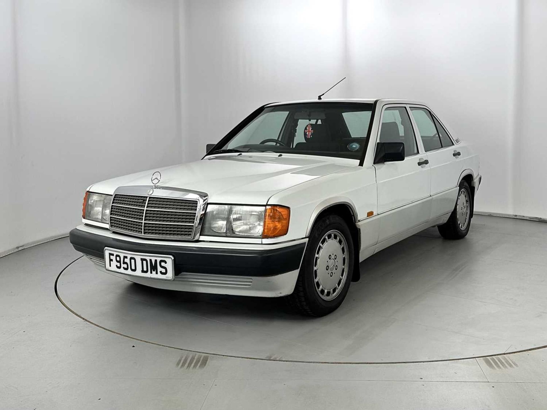 1989 Mercedes-Benz 190E - Image 3 of 34