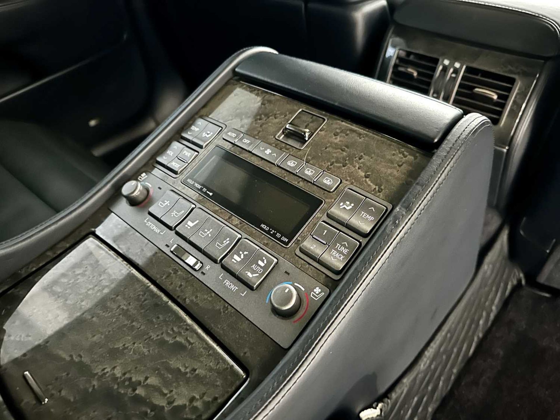 2008 Lexus LS600HL RSR - Image 24 of 37