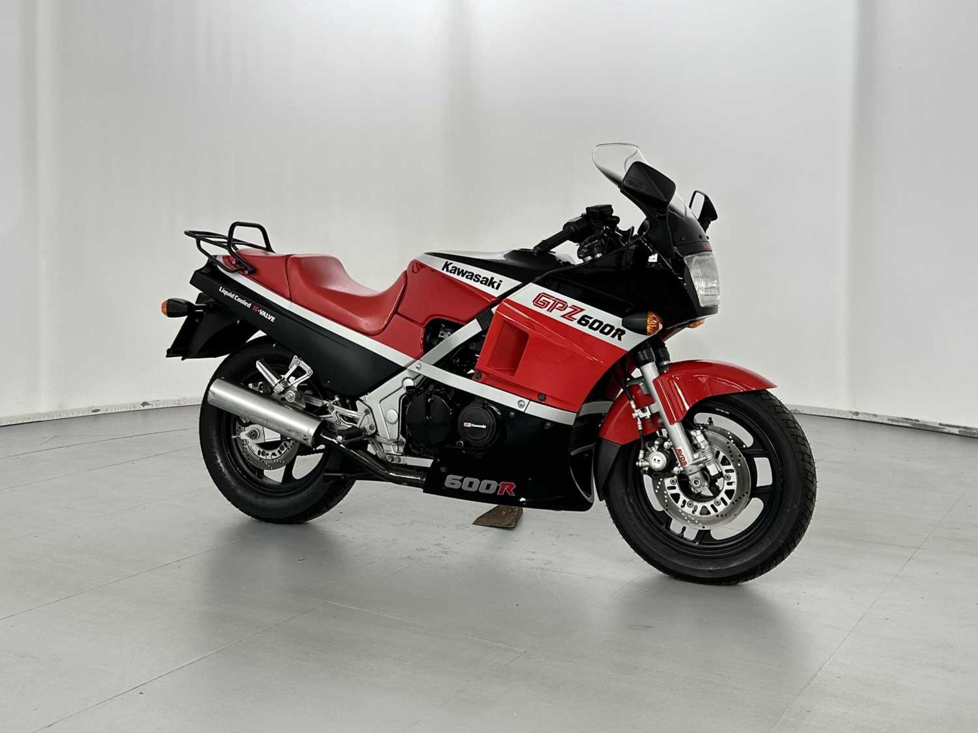 1986 Kawasaki GPZ600R - Bild 2 aus 22